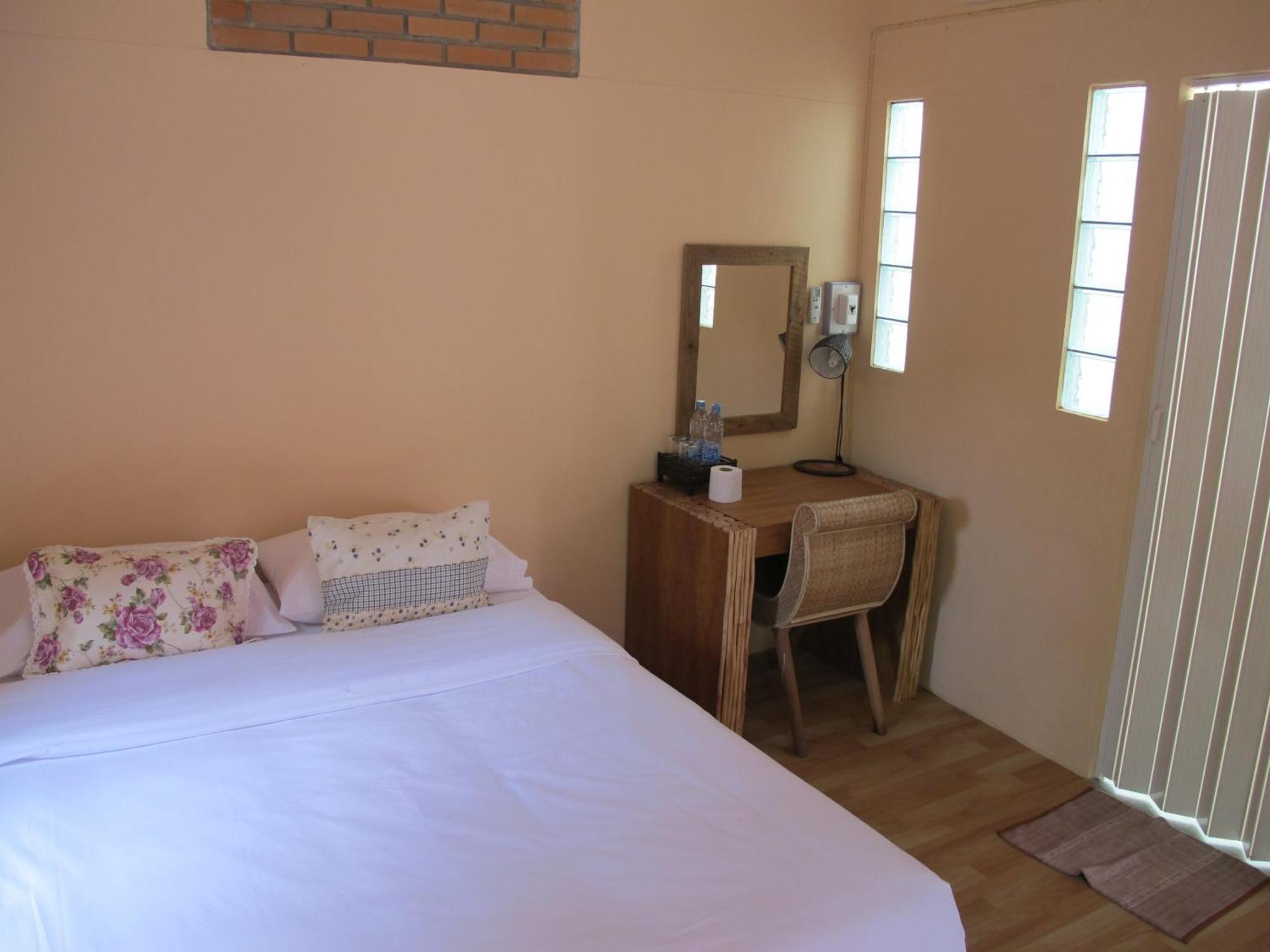 Baan Songjum Otel Chiang Mai Oda fotoğraf