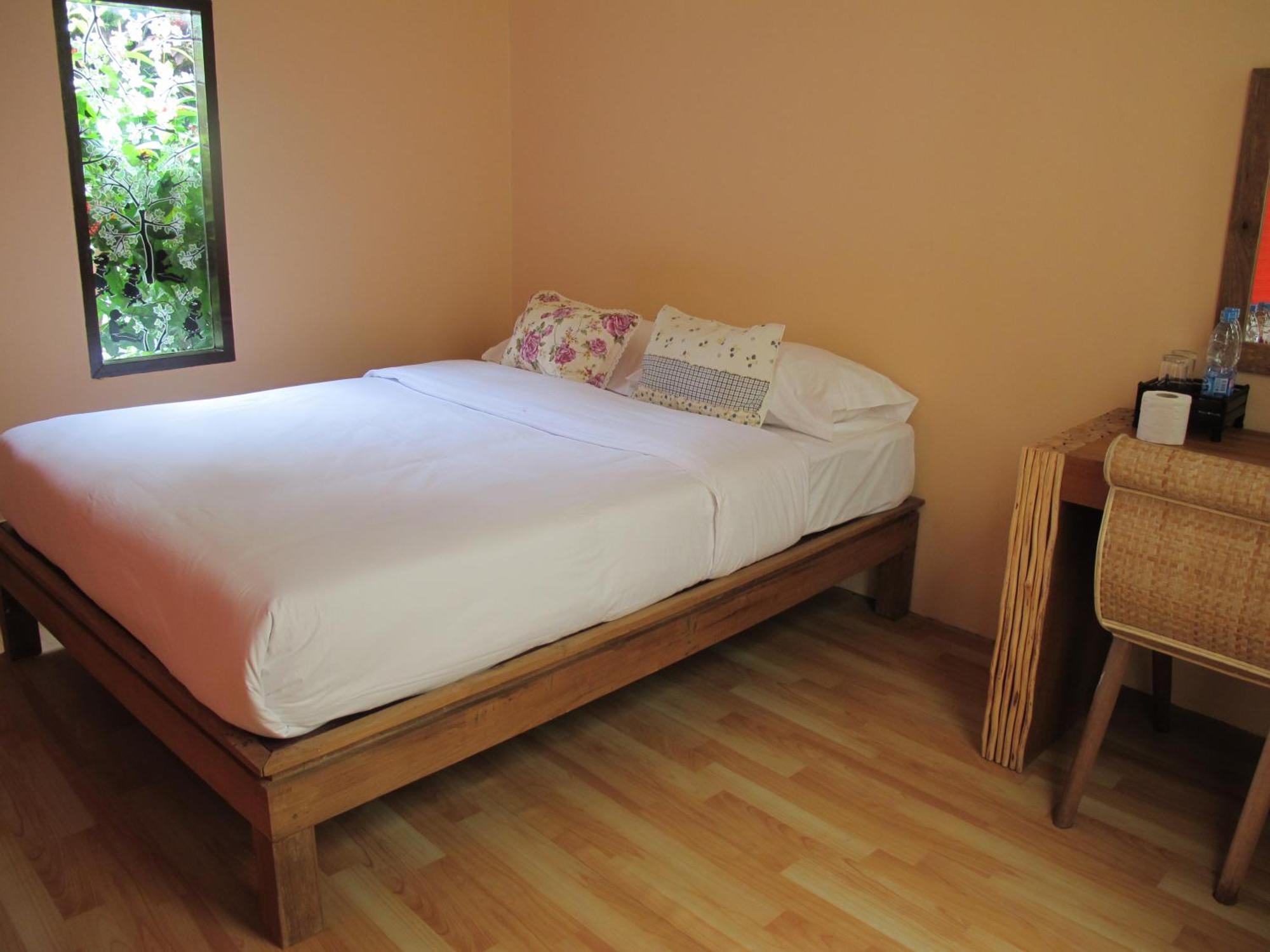 Baan Songjum Otel Chiang Mai Oda fotoğraf